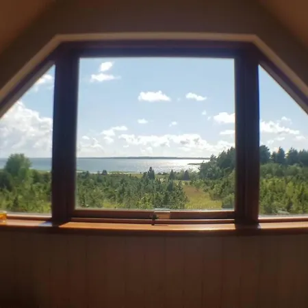 Linnutee Puhkemaja Orjaku
